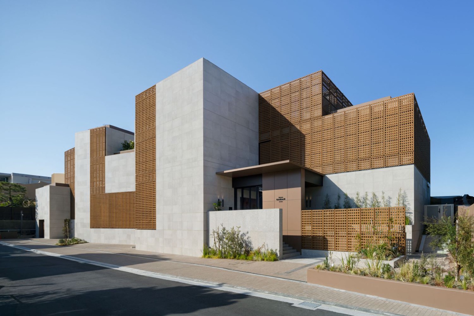 Casa CABaN HAYAMA